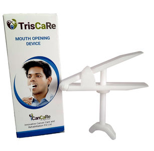 TrisCaRe Mouth Opening Device